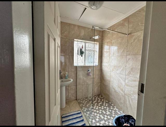 3 BEDROOM HOUSE FOR SALE IN LAUDIUM